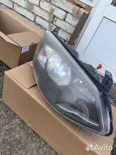 Продам капот фары калина 2