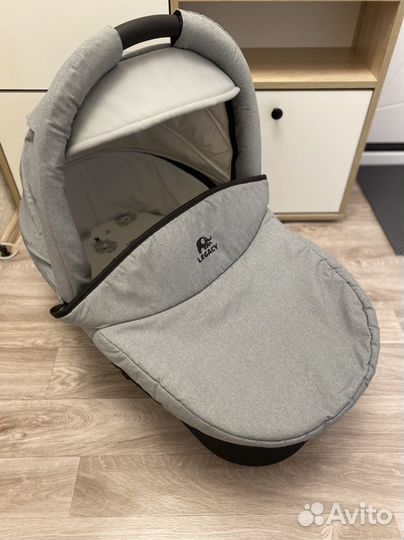 Коляска для двойняшек, близняшек 2 в 1 Legacy Mira