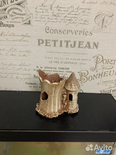 Аквариум, грот и аксессуары для аквариума