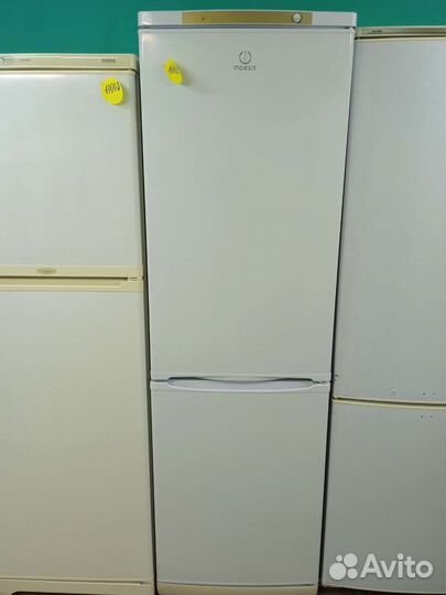 Холодильник бу indesit