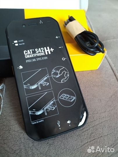 Caterpillar Cat S42, 3/32 ГБ