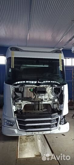 Стекло ветровое на DAF XG 107