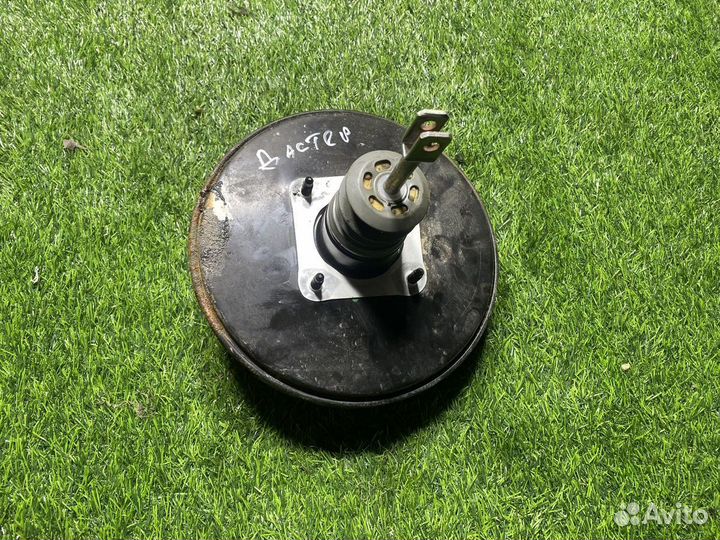 Вакуумный усилитель Renault Duster