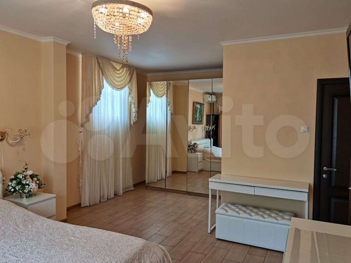 Дом 160 м² на участке 6 сот.