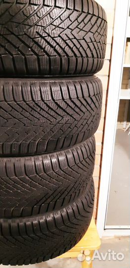 Pirelli Cinturato Winter 2 225/50 R17 98V