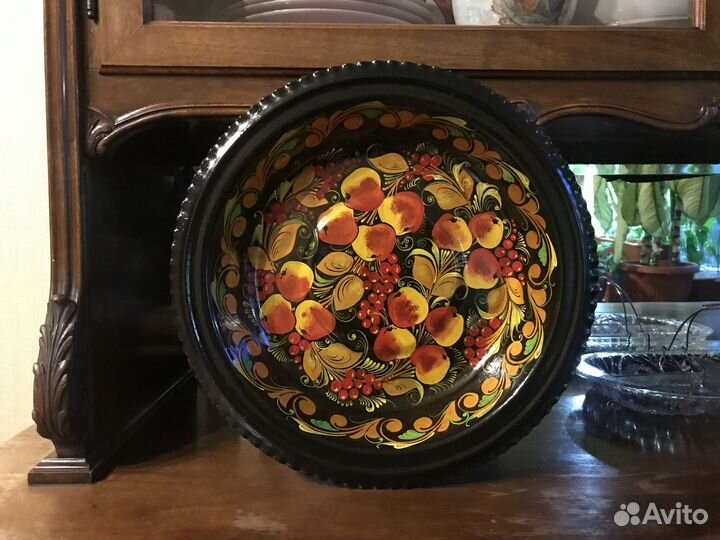 Поднос металлический круглый