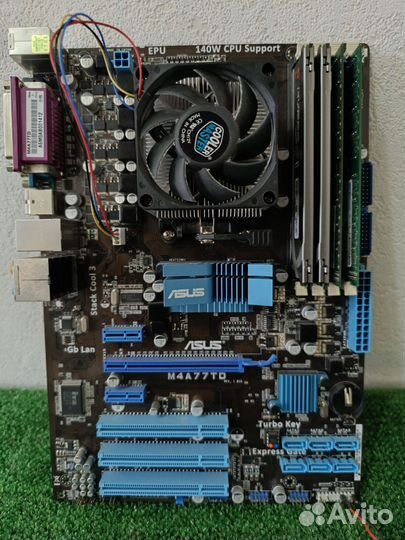 Материнская плата с процессором и памятью