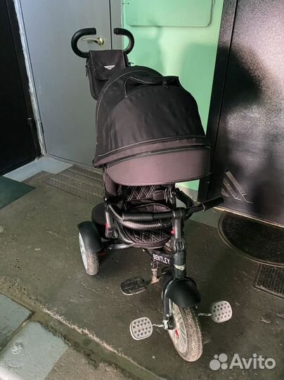 Детский велосипед с ручкой bentley