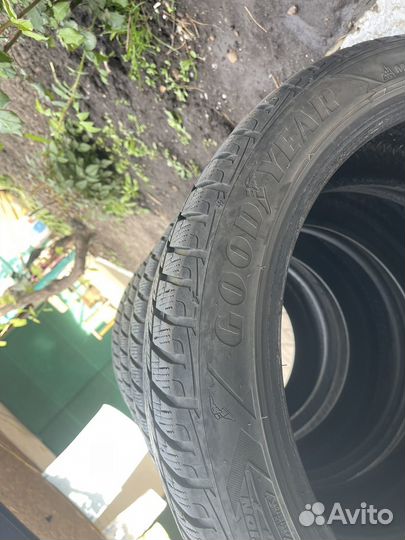 Goodyear UltraGrip 8 Performance 225/45 R19