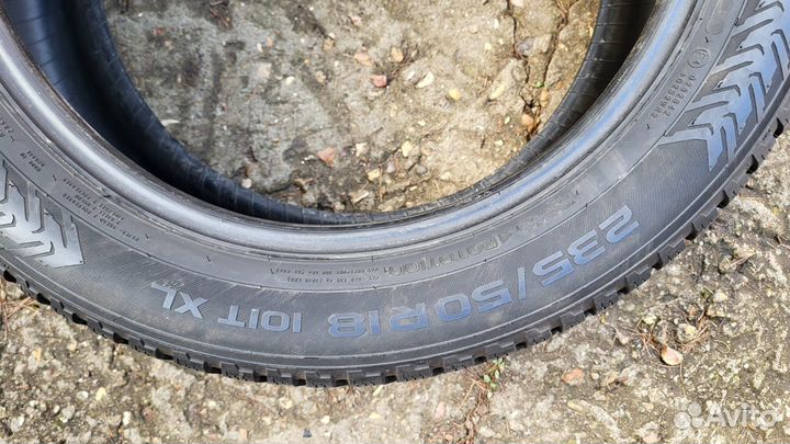 Nokian Tyres Hakkapeliitta 8 235/50 R18