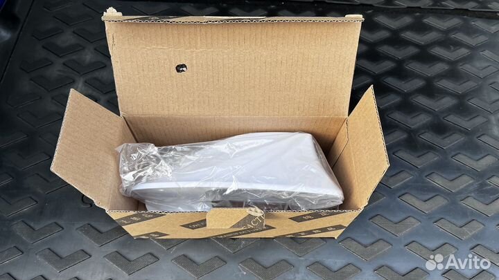 Автомобильная антенна на крышу 