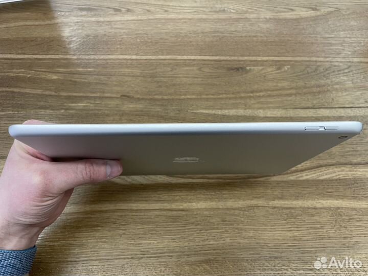 iPad 7 128gb Silver (б/у)