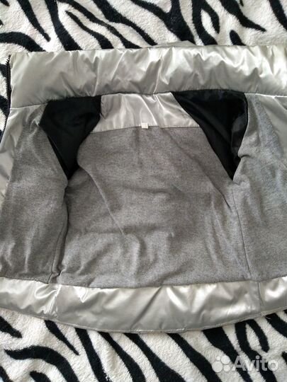 Куртка на девочку