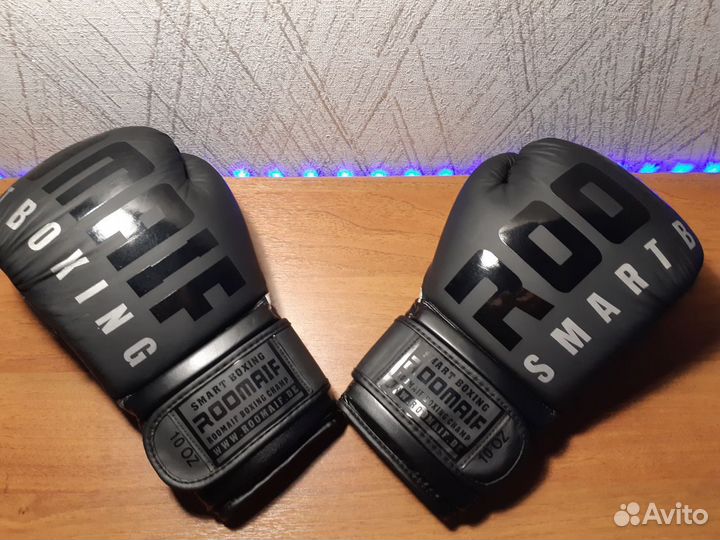 Боксерские перчатки Roomaif