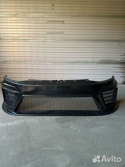 Передний бампер Volkswagen jetta 6
