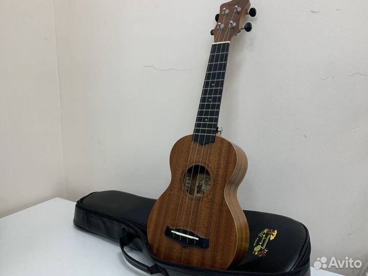 Укулеле Enya Eus-20 Состояние Новой, Чехол