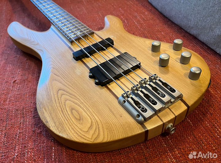 Бас-гитара Ashtone ABT-404