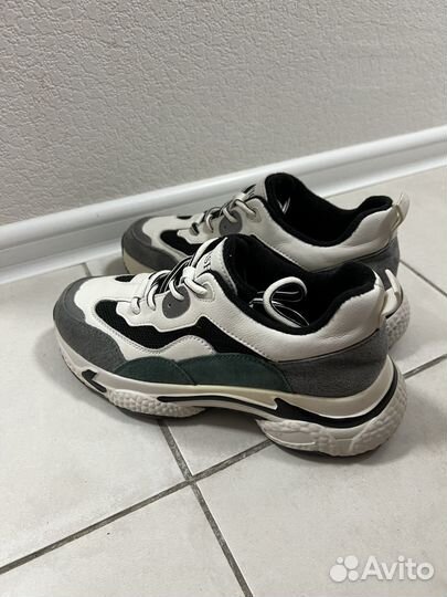 Кроссовки taoffen