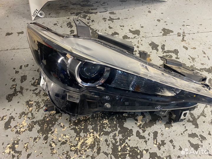 Фара правая Mazda CX-5 KF 2019-2022