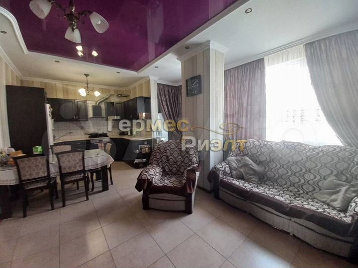 3-к. квартира, 100 м², 2/3 эт.