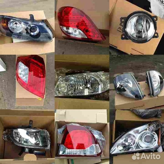 Фонарь задний правый внутренний hatchback красный