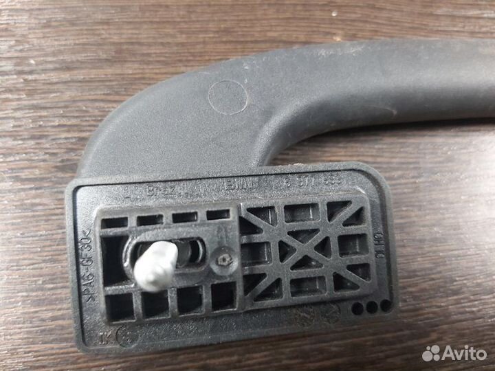 Ручка потолка задняя левая Bmw X5 4.8I E70 N62N