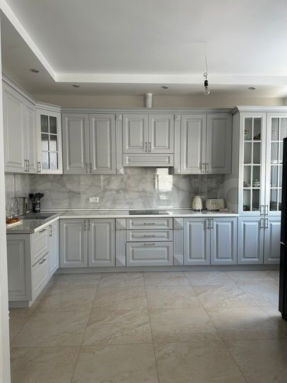 4-к. квартира, 98 м², 8/22 эт.