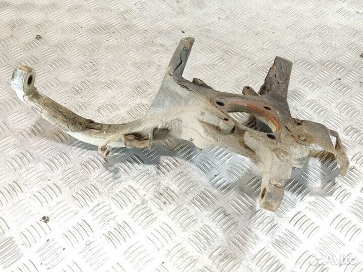 Кулак поворотный передний правый Chrysler Sebring