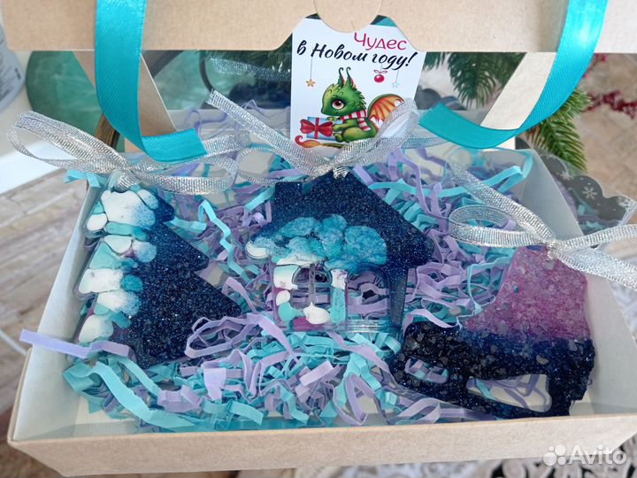 Новогодние игрушки из эпоксидной смолы