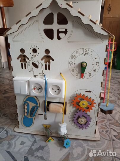 Бизиборд домик большой