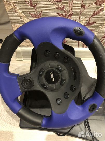 Игровой руль logitech