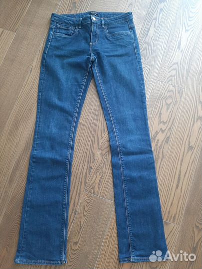 Джинсы р.36 Levi's, massimo dutti