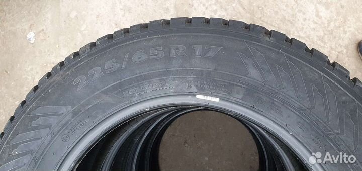 Nokian Tyres Nordman 8 SUV 225/65 R17 106T