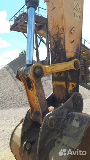 Гусеничный экскаватор JCB JS 330, 2011