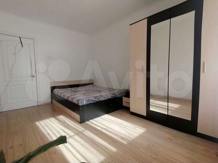 Комната 16 м² в 4-к., 1/7 эт.