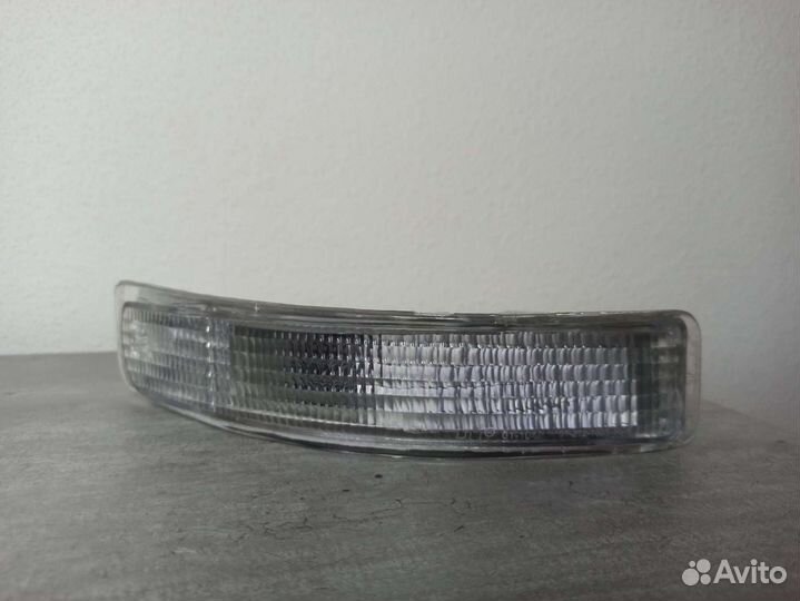 Повторители поворота Toyota Corolla