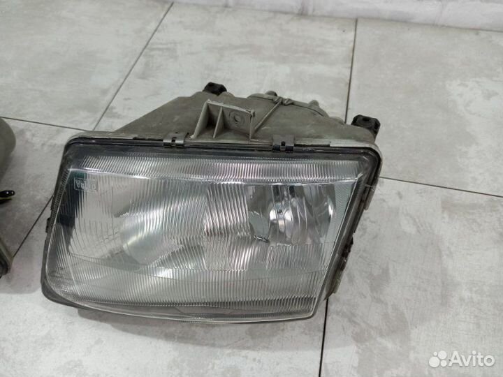 Фары комплект Mercedes Vito W638