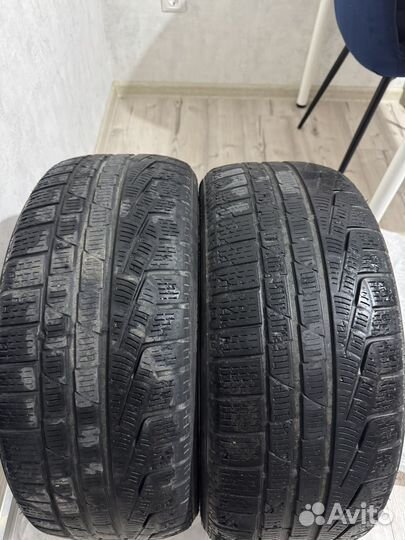 Pirelli Winter Sottozero 240 Serie II 225/40 R18 92V