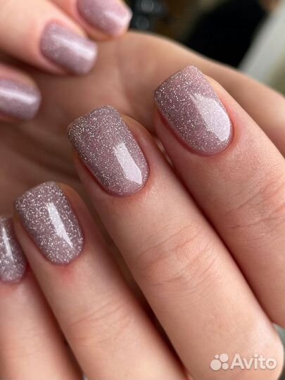 Маникюр и педикюр