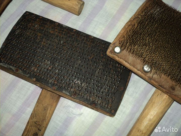 Чесалка для пуха и шерсти б/у