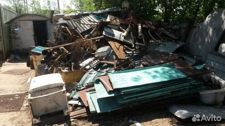 Вывозим металлолом и бытовую технику