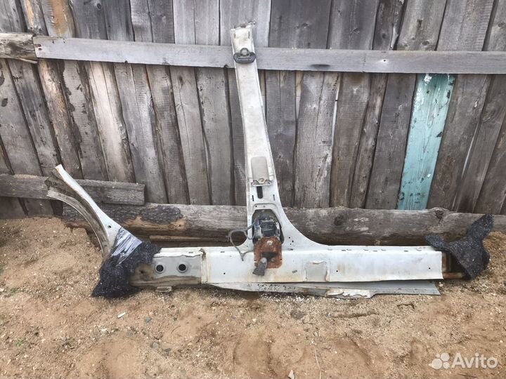 Порог со стойкой левый лада гранта