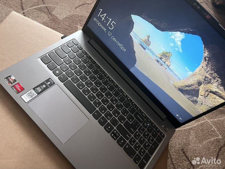 Lenovo ideapad slim 3 15amn8