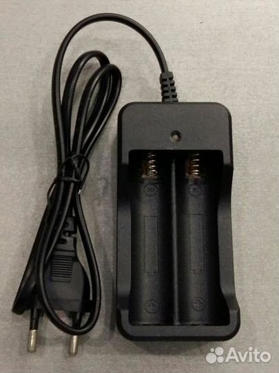 Сетевое Зарядное для Аккумуляторов 18650 (х2шт)