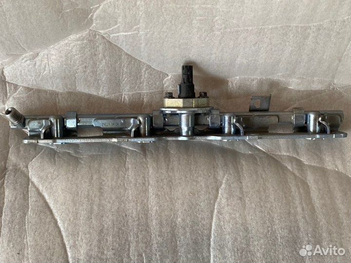 Топливная рампа Toyota Camry V75 A25afks 2500CC