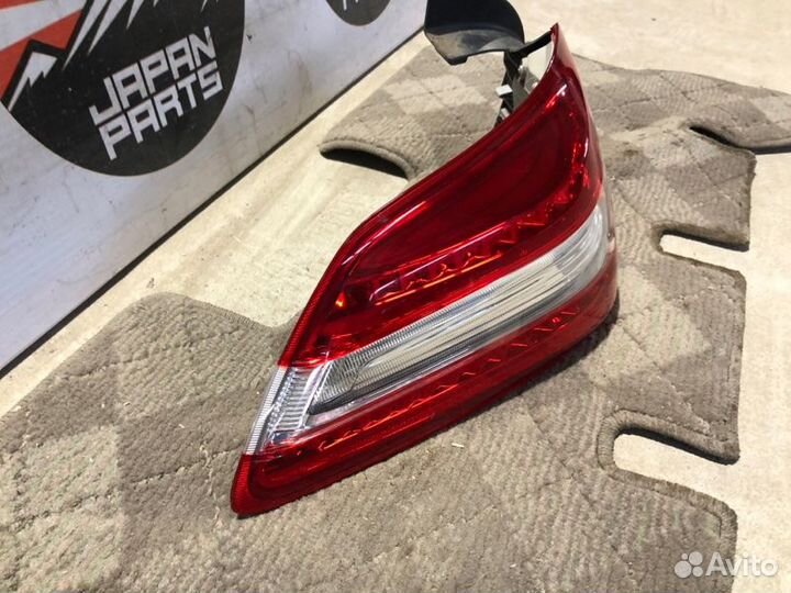 Фонарь задний левый Nissan Teana J32