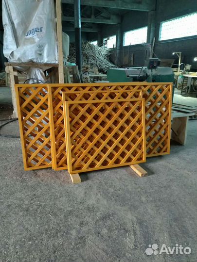 Шпалера деревянная