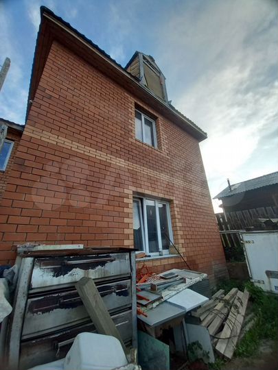 Дом 303,9 м² на участке 5,4 сот.