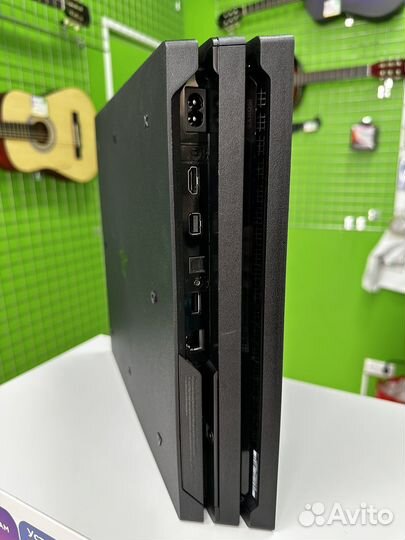 Sony PS4 PRO 1T 2 геймпада