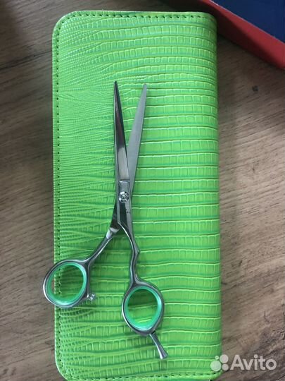 Ножницы парикмахерские, фен, щипцы